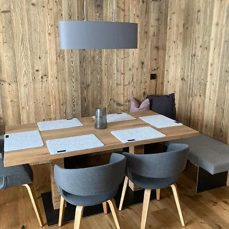 Apartment Lodge14 *