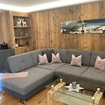 Apartment Lodge14 *