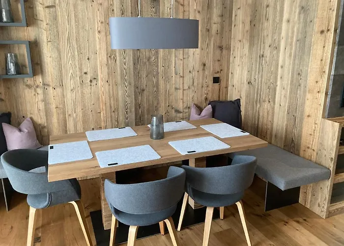 Апартаменты Lodge14 *